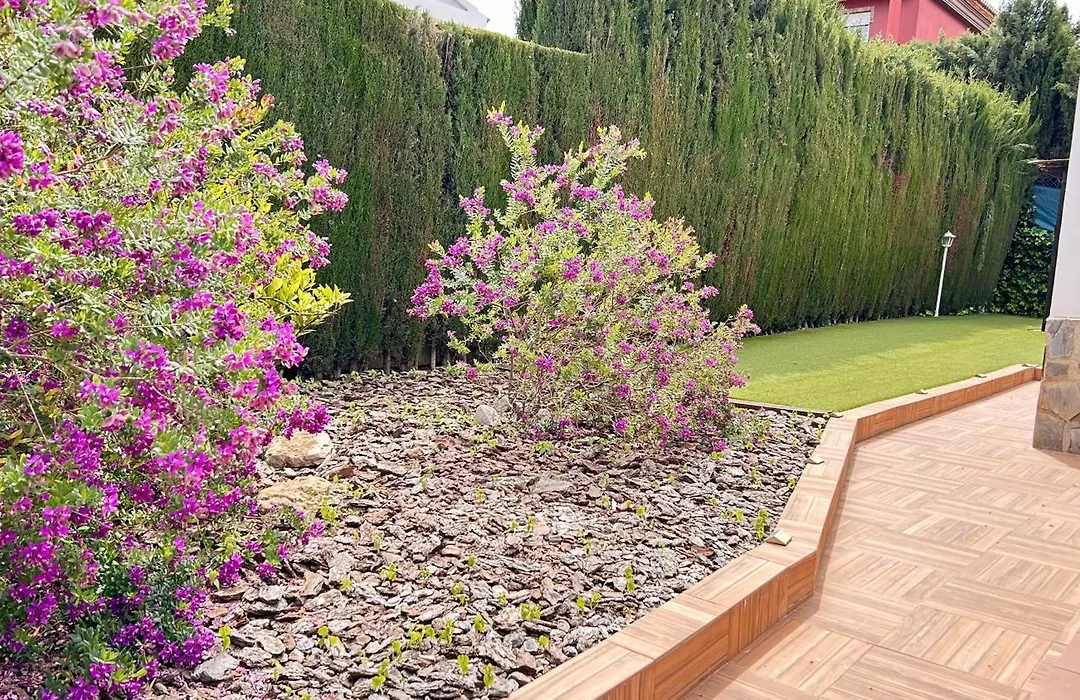 Extraordinaria Villa con piscina y chimenea-1